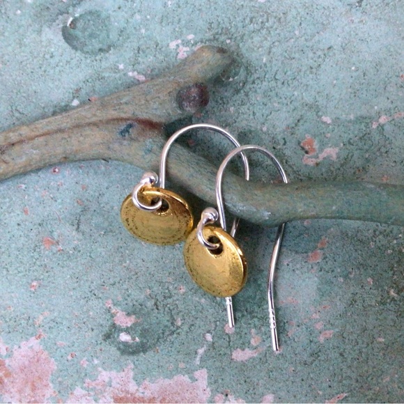 New Sundance Charm earrings - Picture 5 of 7